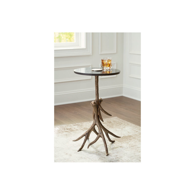 Kennsley Accent Table