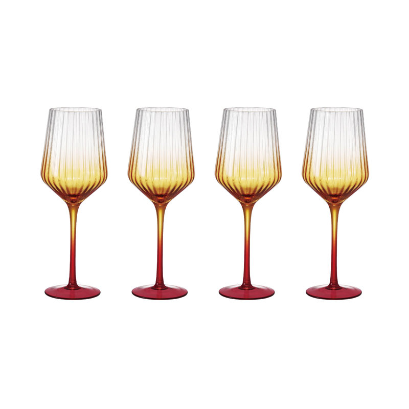Verre à vin à pied cannelé