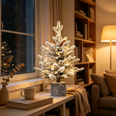Charming 3‑Foot Flocked Pre‑Lit Christmas Tree – 70 Warm White LEDs, 365 Snowy PE+PVC Tips, 7 Rustic Pinecones & Decorative Pot Base – Small Tabletop Holiday Tree for Entryway, Mantel, Shelf, or Cozy Corner Display