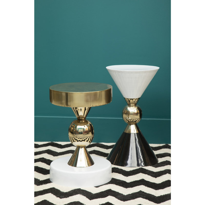 Alexzandria Pedestal End Table