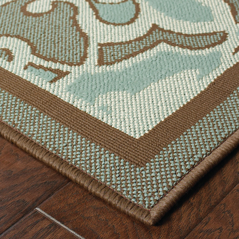 Ashmi Oriental Indoor / Outdoor Rug, Rectangle 1'9" x 3'9"