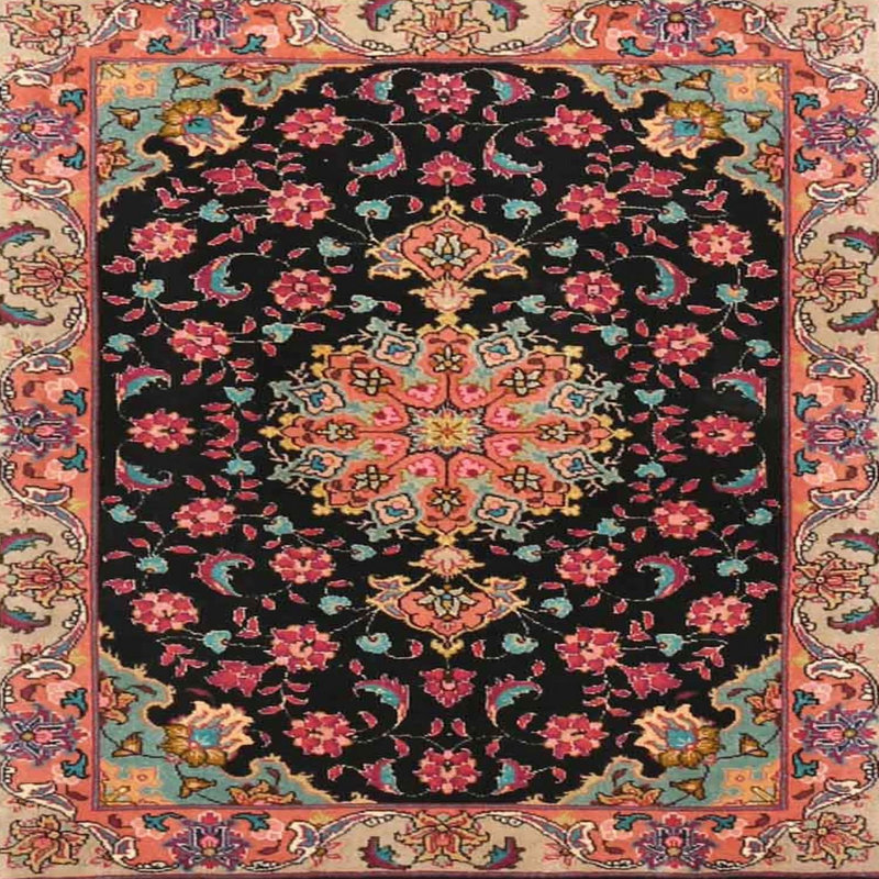Tapis oriental noir / rouge, Carré 8 pi