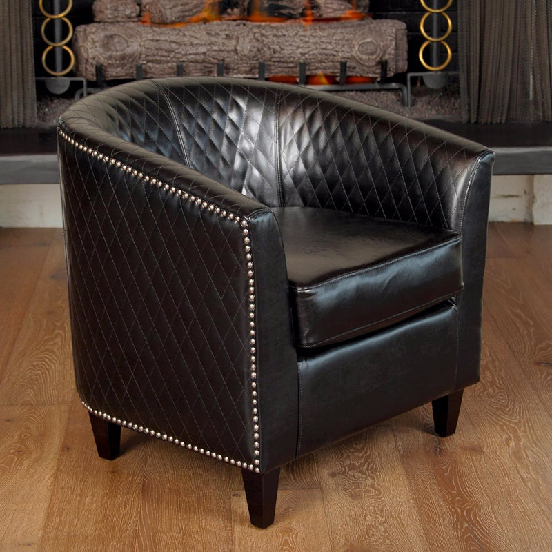CLUB CHAIR