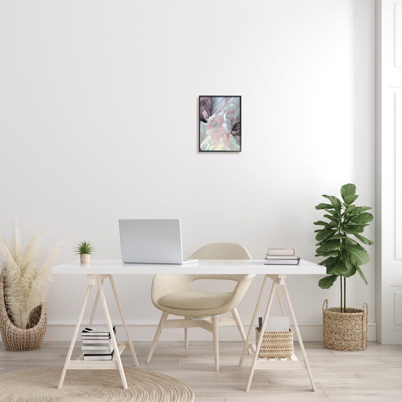 «Blush Flower Petals» par David Pollard - impression, H 14 po x l 11 po, Giclée encadrée noir minuit