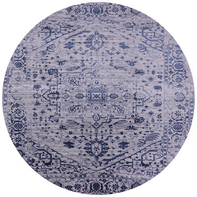 Tapis oriental bleu