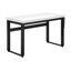 Bureau d'ordinateur-745179892