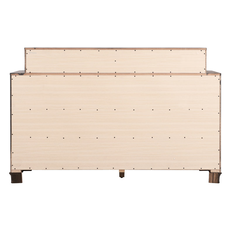 Commode Cappuccino G8875-d - Teinture profonde pour un attrait rehaussé en placages de bois véritable et tiroirs à queue tenaces