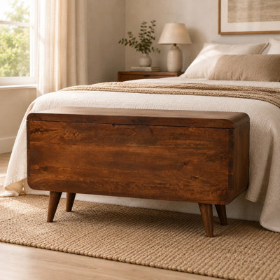Curved California Walnut Marchan