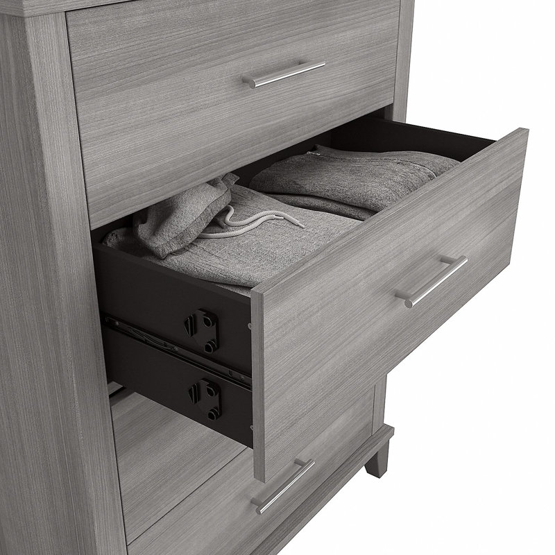 Giovanna 31'' W 4 - Drawer Dresser, Platinum Gray