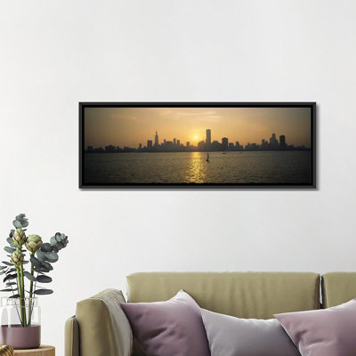 «Silhouette of Skyscrapers at the Waterfront, Chicago, Cook County, Illinois», reproduction de photo sur toile tendue