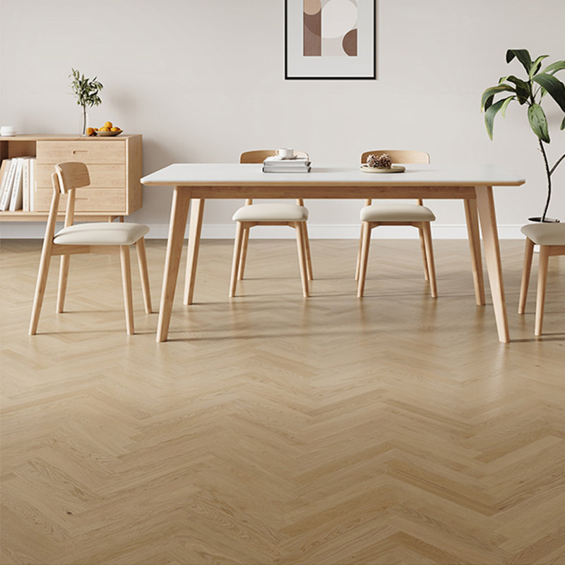 Table et chaises en chêne fritté Timeless, H 29,52 po x L 62,99 po x l 35,43 po