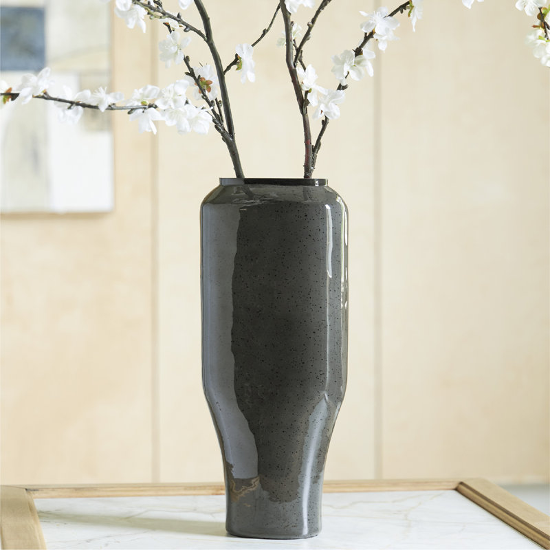 Vase Kierlain, H 16 po x l 6 po x P 4 po