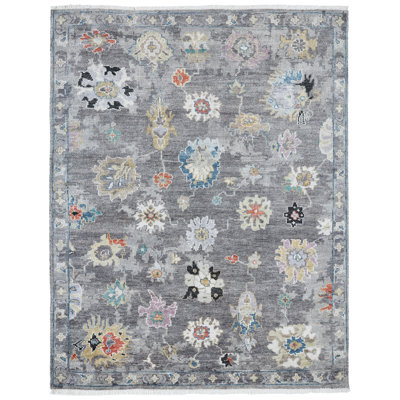 Timeless Fusion Hand Knotted Wool Floral Area Rug in Gray