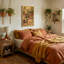 Chaise avec plantes et fleurs-114130434