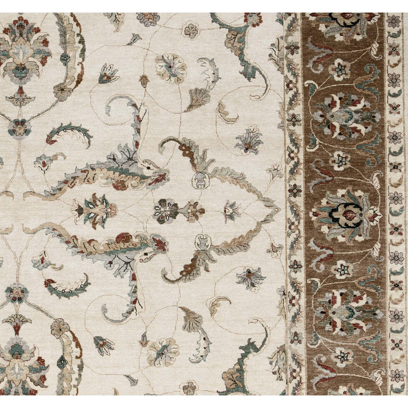 Cornwall Wool Oriental Area Rug in Beige/Brown