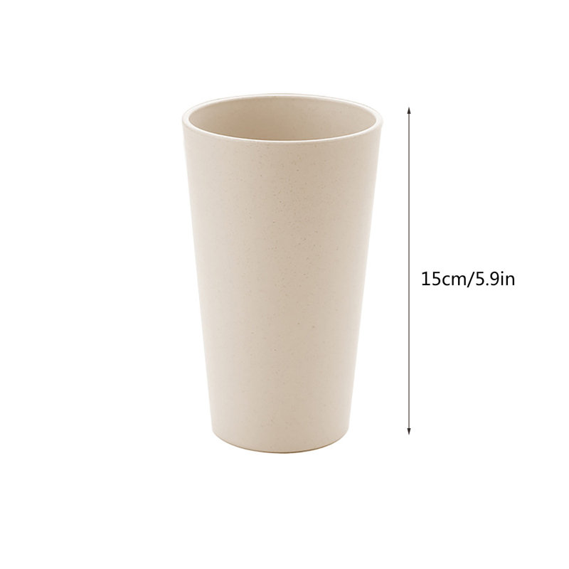 une bouteille de 600 ml, Beige