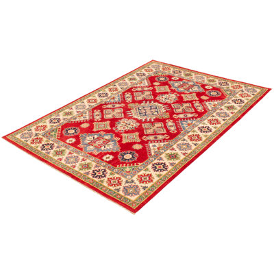 Tapis rouge Finest Ghazni 6 pi 8 po x 9 pi 5 po