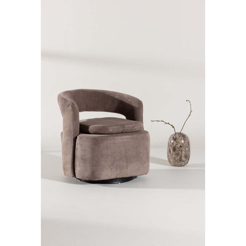 Alainnah Upholstered Barrel Chair