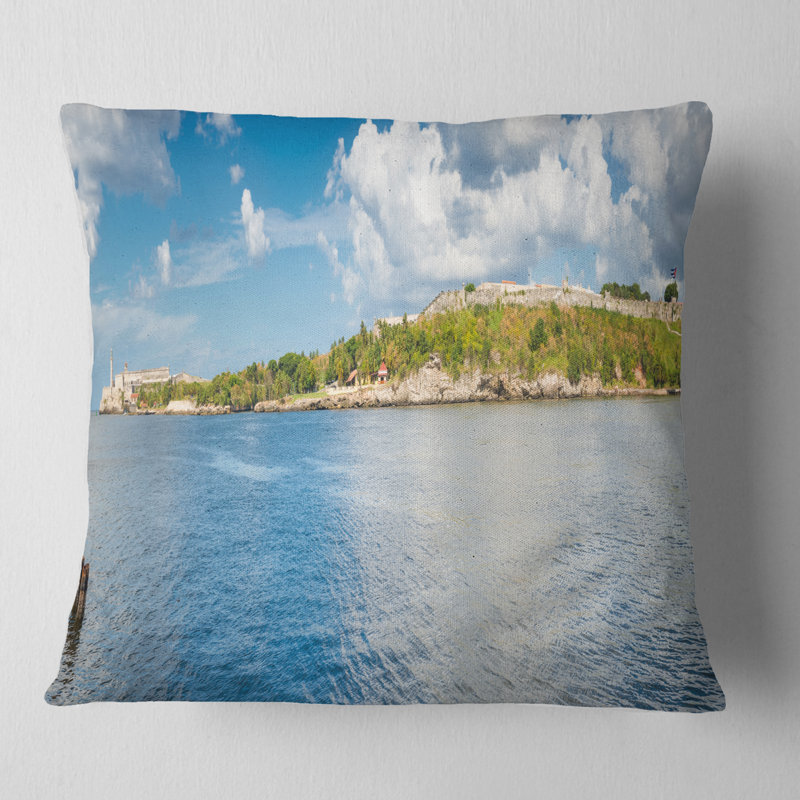 Coussin The Bay of Havana Panorama - Sea & Shore, 18 po x 18 po, Coussin décoratif