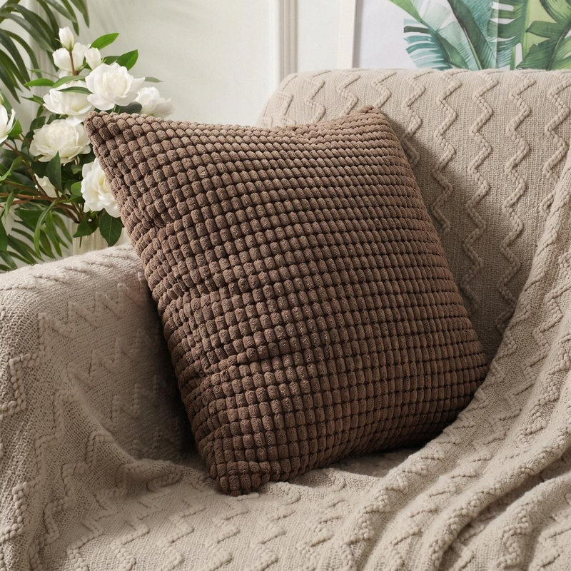 Housse de coussin en velours côtelé Minimalist Modern, Brun