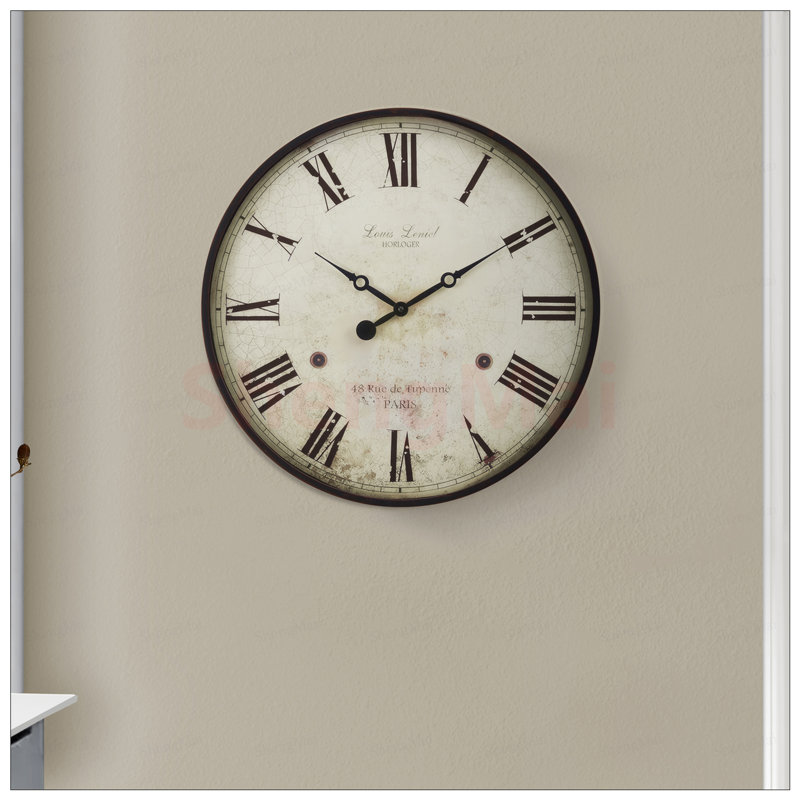 Horloge murale ronde brune antique de 20 pouces, style transitionnel avec chiffres romains faciles à lire et mouvement à quartz silencieux