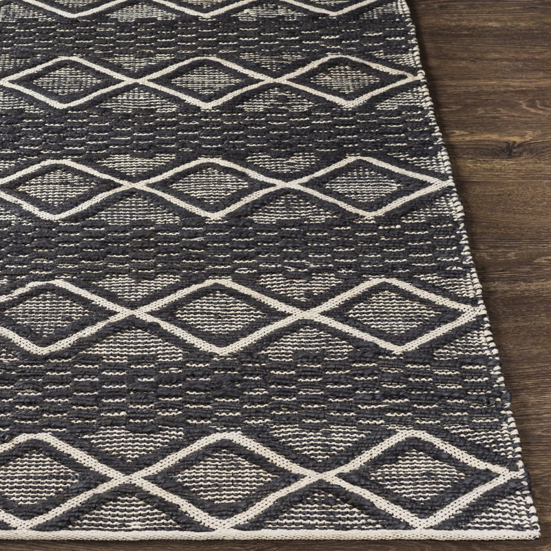 Husnara Wool Geometric Indoor Rug, Rectangle 3' x 5'