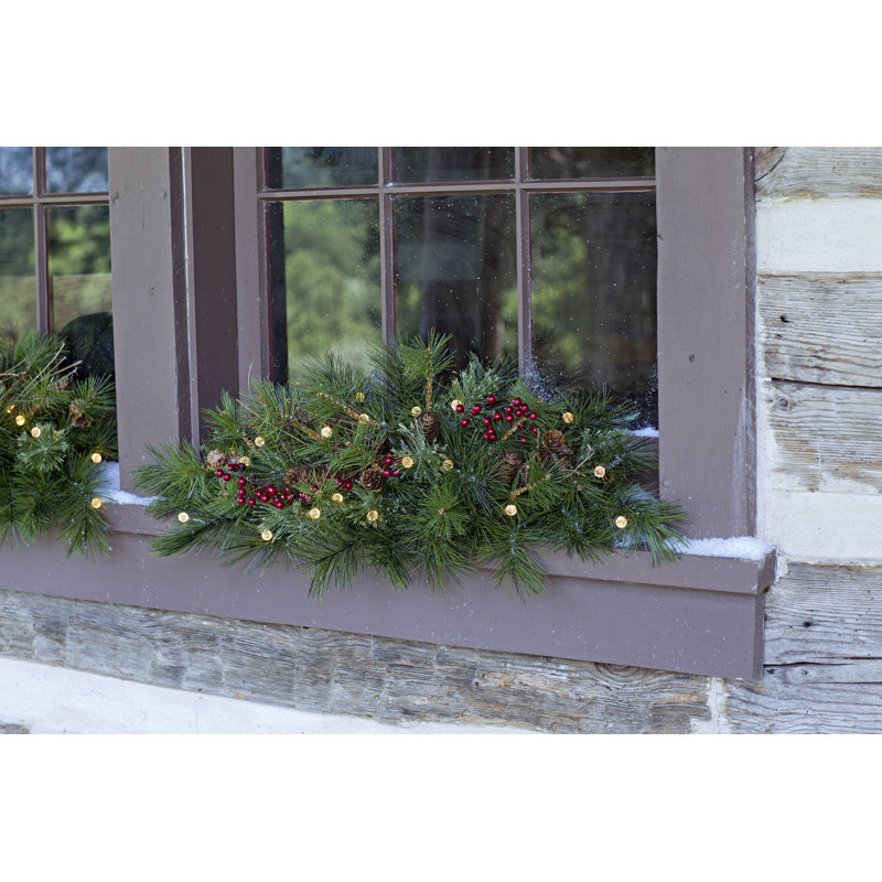 Indoor/Outdoor Blue Ridge Window Swag with Battery-Operated Dual-Function Lights