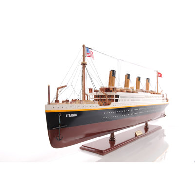 Bateau décoratif 10 "noir et rouge 1912 RMS Titanic peint à la main