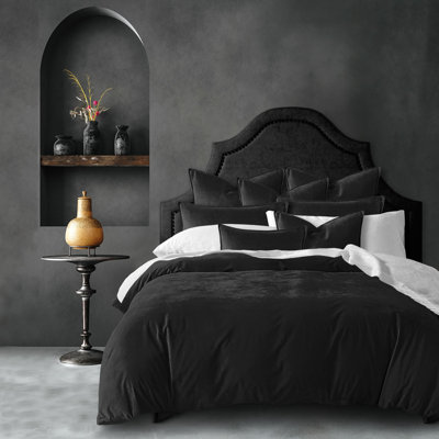 Ensemble de couvre-lit de couleur unie en velours Cascade - 8 pièces