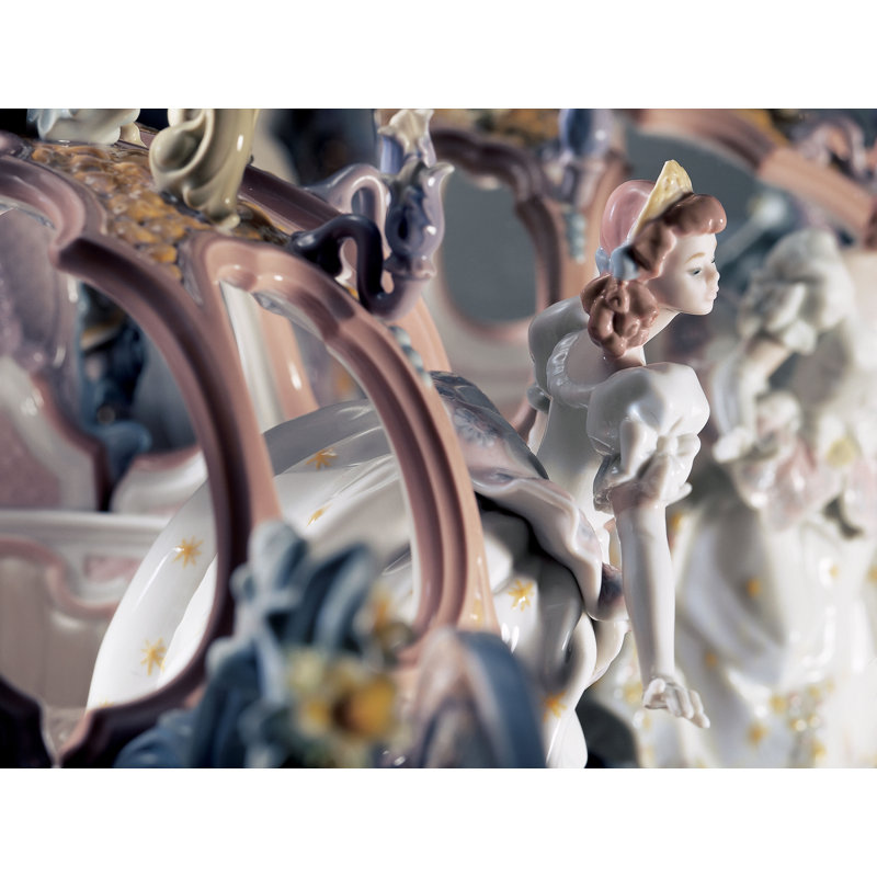 Disney Cinderella's Arrival Statue