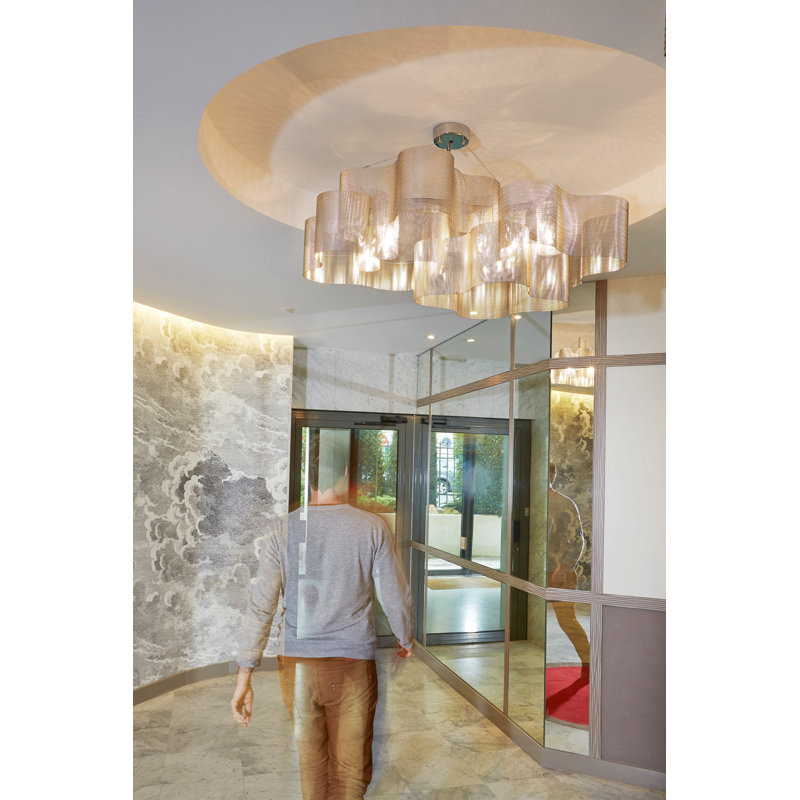Nuage 5 - Light Chandelier, 21" H x 38" W x 63" D