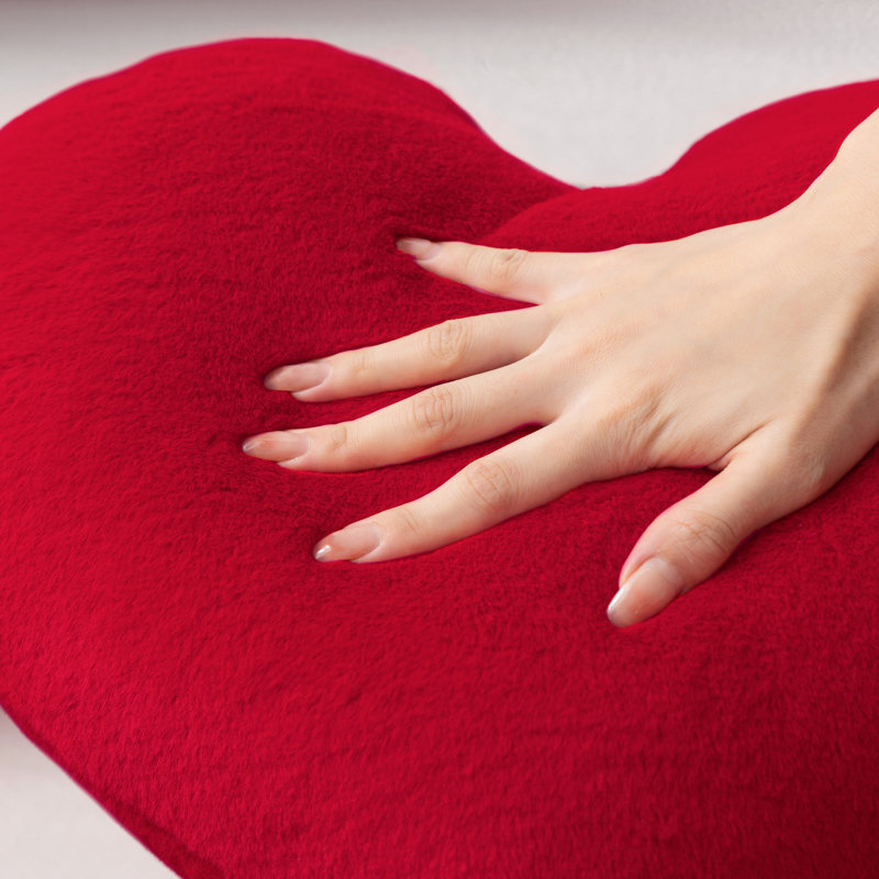 Coussin Heart - Coussin décoratif en fausse fourrure, Rouge