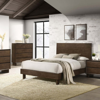 Grand lit plateforme brun chaud