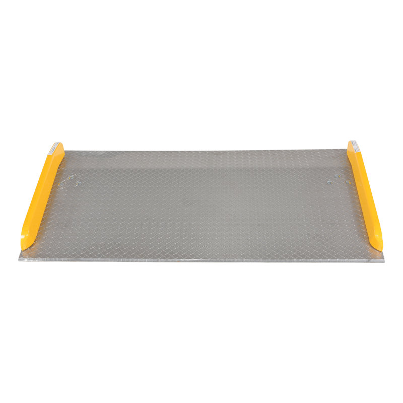 Planche d'amarrage Vestil, H 11,63 po x l 60 po x P 36 po