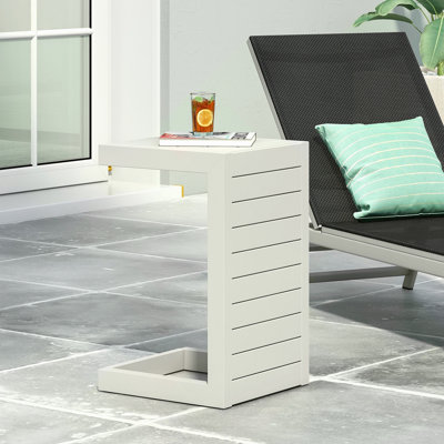 Table en forme de C