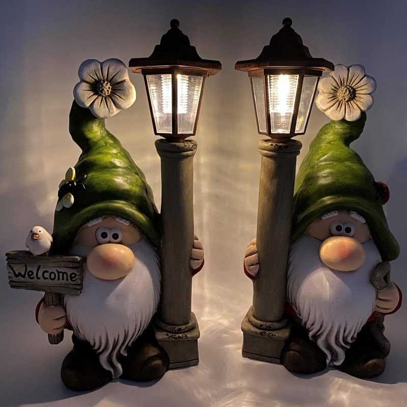 2 Piece Garden Gnomes with Solar Lights Shortstack and Dinkle Set