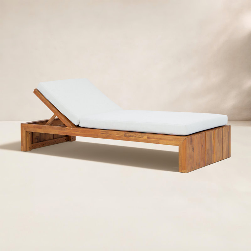 Chaise longue d'extérieur en acacia Teri