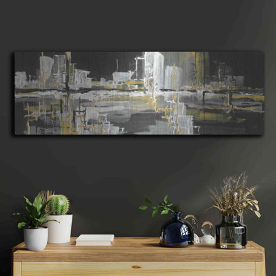 Ivy Bronx «Urban Gold III» par Chris Paschke