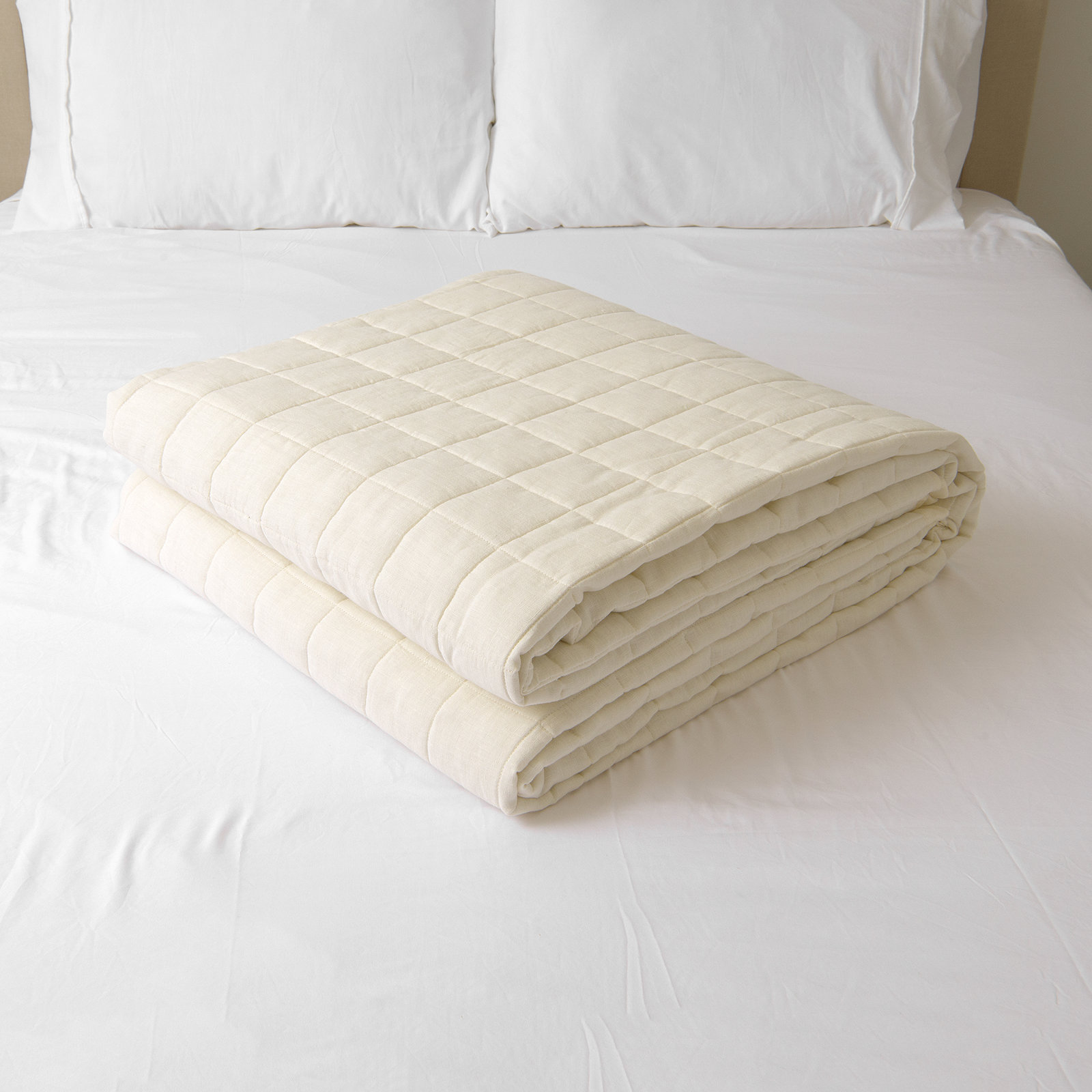 Hatley Linen Quilt Set, Ivory, Twin Quilt