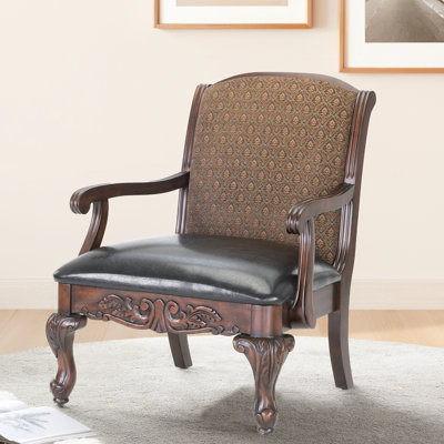 Chaise avec accoudoirs avec siège en vinyle, sculptures à la main complexes, bouleau massif, bois franc d'une profondeur de 31,31 po, rembourrage en mousse