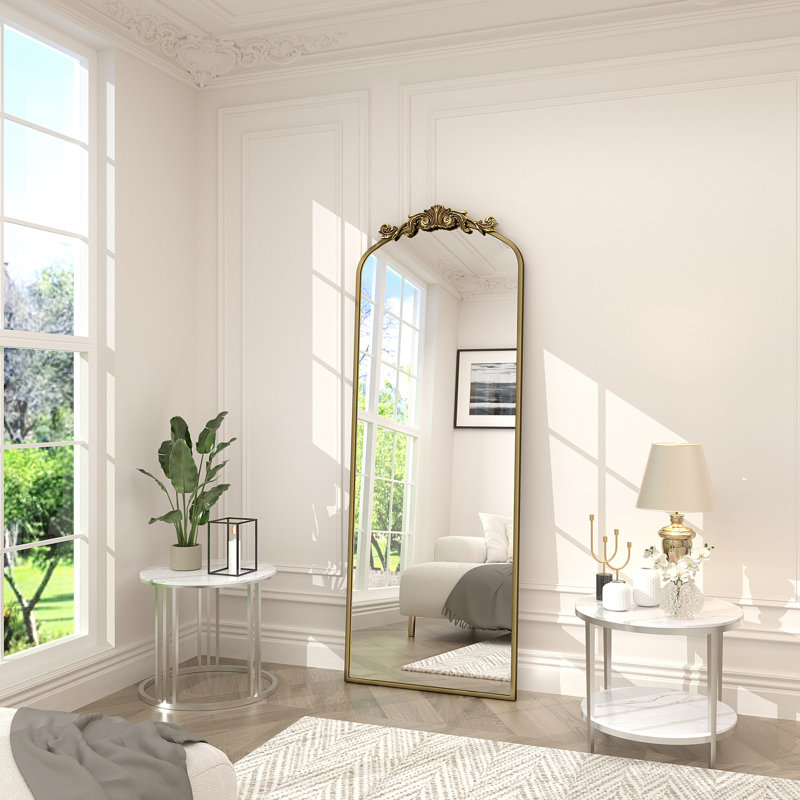 Miroir mural en verre trempé Amara, 65 po x 22 po, Doré