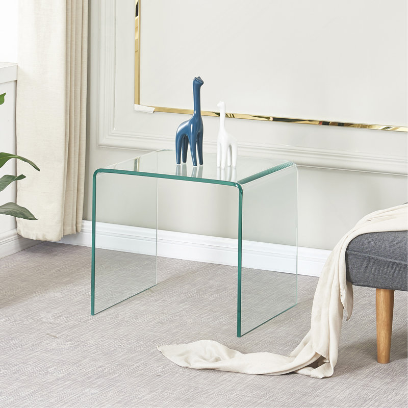 Petite table d'appoint et de bout en verre transparent