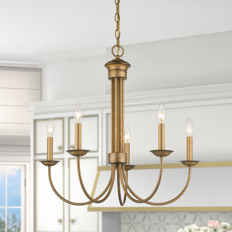 Lustre traditionnel / classique à 5 lumières de style bougie Gerrick