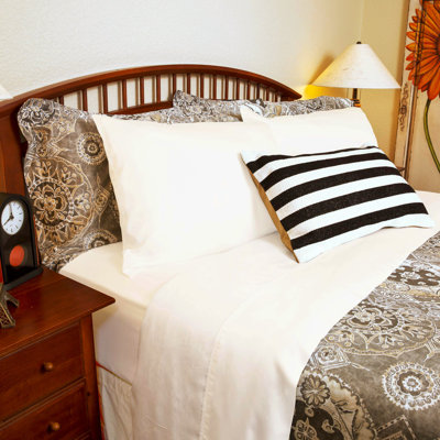 Sateen Sheet Set