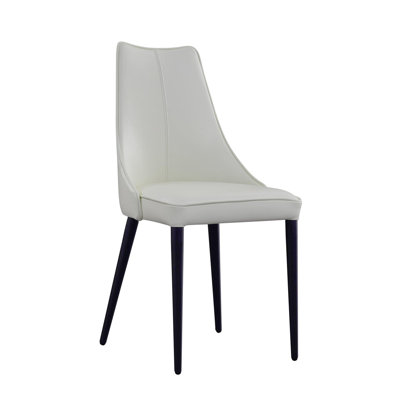 Chaise rembourrée en cuir