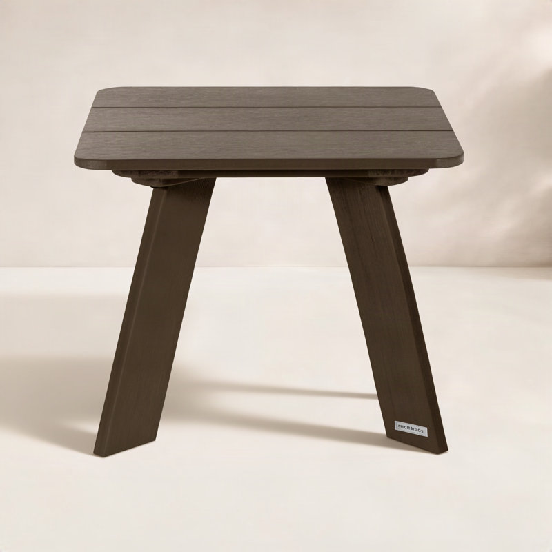 Table d'appoint en plastique Byrnes, Gland de chêne vieilli