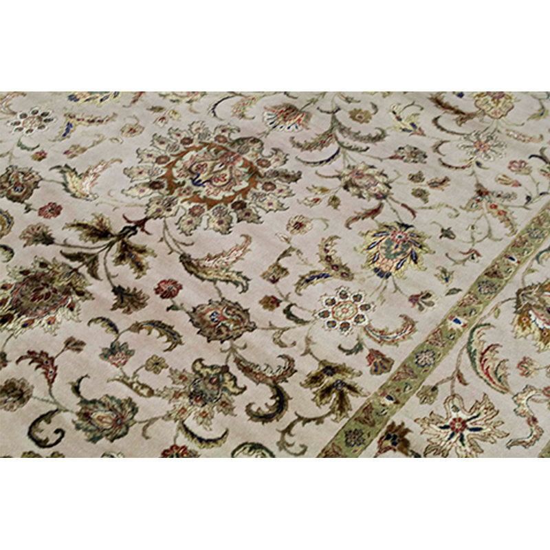 Chantel Oriental Area Rug in Ivory