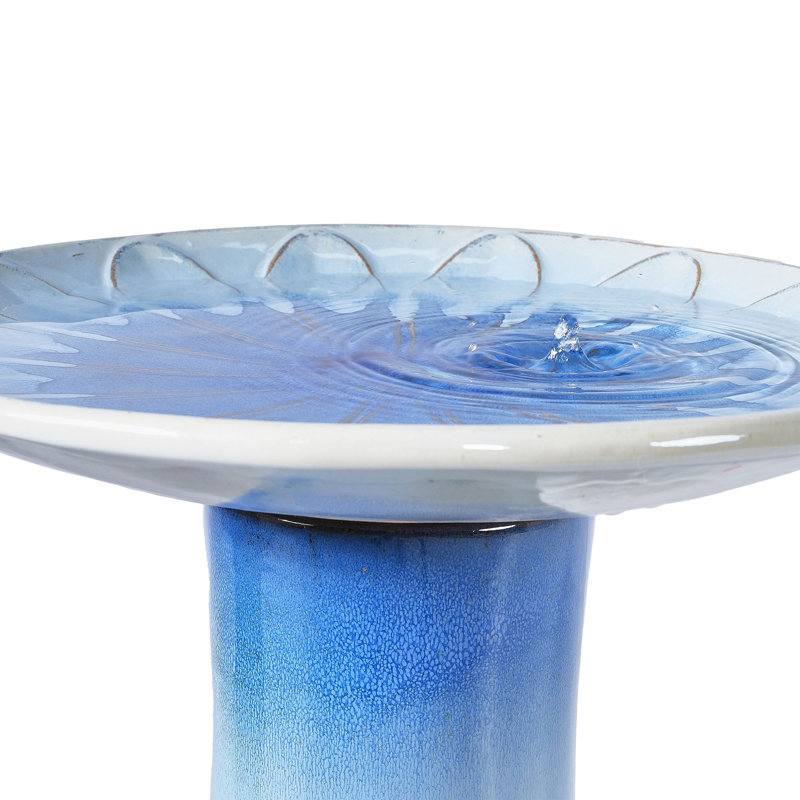 Baignoire à oiseaux 17 po en céramique avec piédestal, motif floral dégradé, décoration de jardin extérieure, Bleu/Gris