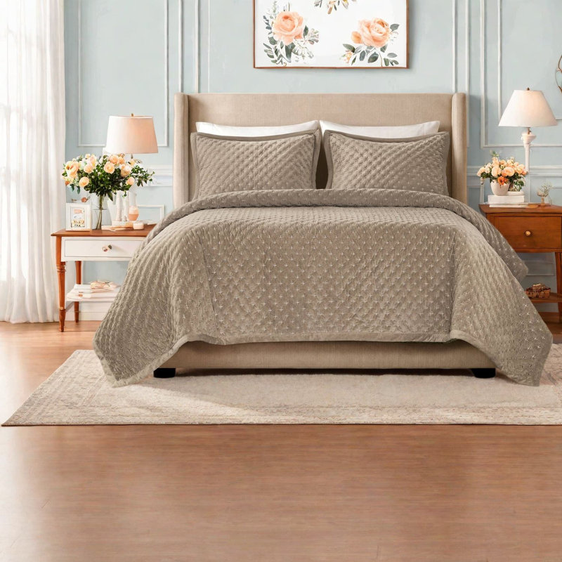 De literie en velours pour très grand lit, couvre-lit matelassé taupe pour la chambre à coucher
