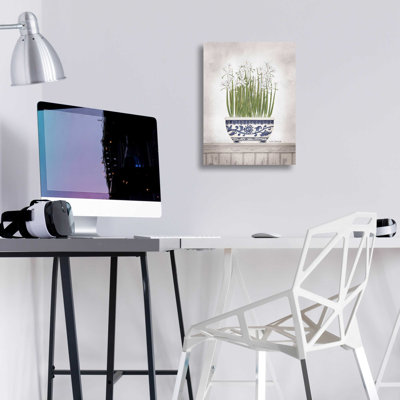 «Blue and White Paper Whites II» par Linda Spivey, art mural en verre acrylique